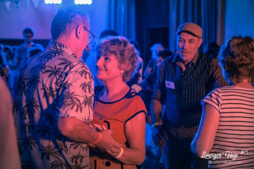 Limoges'Hop #5 - soirée d'ouverture du vendredi

Partage libre à des fins non promotionnelles ou commerciales, en créditant l'auteur (@lightexmachina).

© Alexandre - LIGHT EX MACHINA 2023, tous droits réservés.